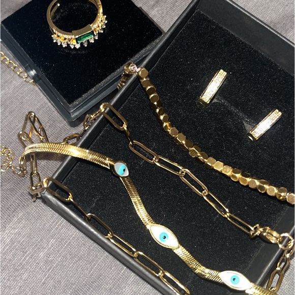 Meet your Posher, Jada - Picture 1 of 1